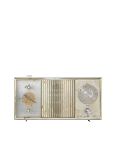 Vintage General Electric Radio, Cream
